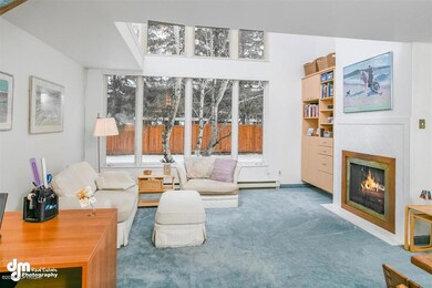 04-Living Room_1031-Edit-Edit
