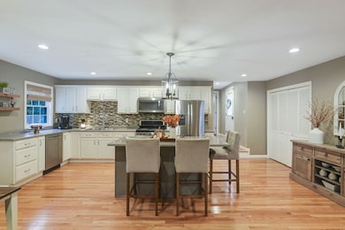 33 William St, Westport, MA 02790 - photo 5