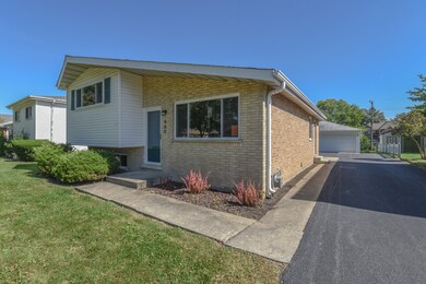 669 N Indiana St, Elmhurst, IL 60126 - photo 6