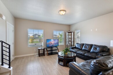 7697 W King Top Rd, Magna, UT 84044 - photo 5