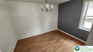 11 S Market St unit A 2nd FL Rear, Shamokin, PA 17872 - photo 5