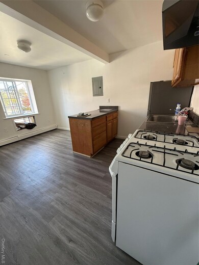 1550 Parker St, Bronx, NY 10462 - photo 3