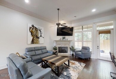 330-la-Villa-04132023_080237