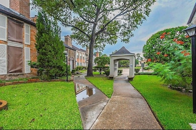 5100 Allendale Rd unit 306, Houston, TX 77017 - photo 2