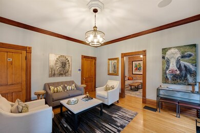 29 E 1st Avenue