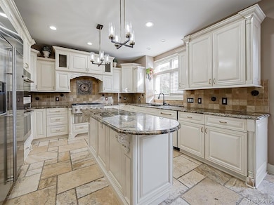 2953 Squire Ct, Troy, MI 48098 - photo 7