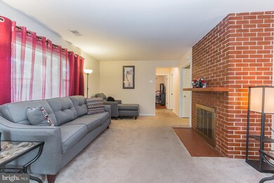 5407 Lanham Station Rd, Lanham, MD 20706 - photo 3