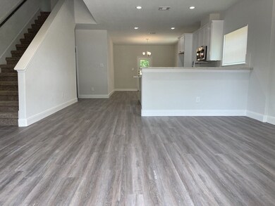 1029 Calvin Ave unit A, Houston, TX 77088 - photo 7