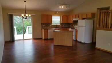 387 Sycamore Dr, Circleville, OH 43113 - photo 4