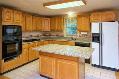 28 Windsor Way, Mashpee, MA 02649 - photo 7