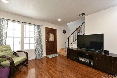 Living Room facing Entry