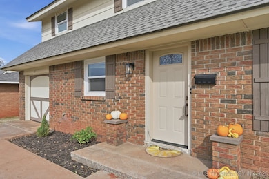 617 Redstone Ave, Edmond, OK 73013 - photo 3