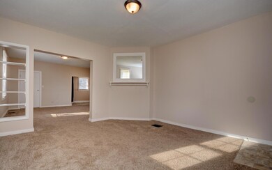 Living Room (3)