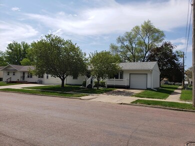 1501 Bridle Dr, Mitchell, SD 57301 - photo 5