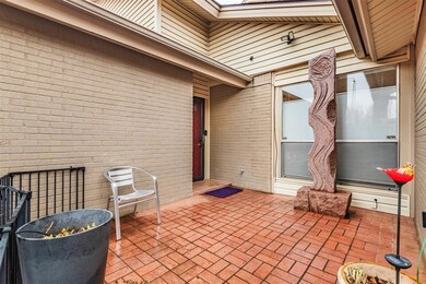 11342 Benttree Cir, Oklahoma City, OK 73120 - photo 5