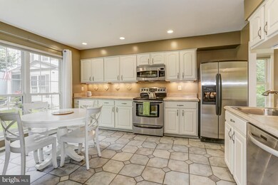 7432 Setting Sun Way, Columbia, MD 21046 - photo 3