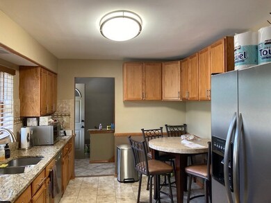 627 Suffolk Ave, Westchester, IL 60154 - photo 3