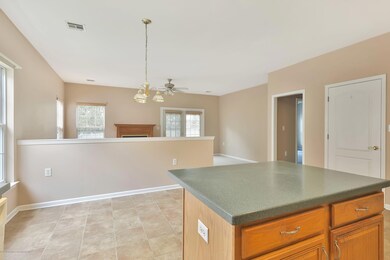 48 Freesia Ct Holmdel NJ 07733-print-014