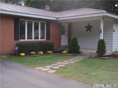 Exterior Front Welcome to 119 Grannis Road