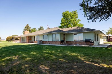 10851Highway140E-27