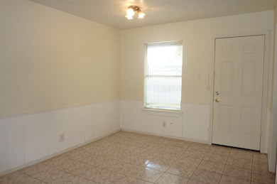 8916 Carousel Ln unit A, Houston, TX 77080 - photo 7