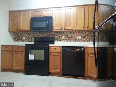 8909 Rusland Ct, Fort Washington, MD 20744 - photo 6