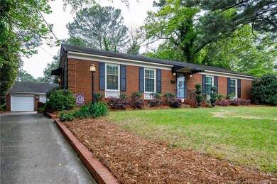 2519 Huntington Rd, Fayetteville, NC 28303 - photo 2