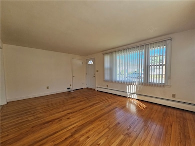 7 Rutherford Ct unit 12, Warwick, RI 02886 - photo 5