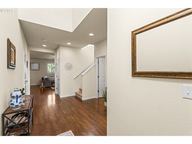 33283 SW Rotterdam St, Scappoose, OR 97056 - photo 4