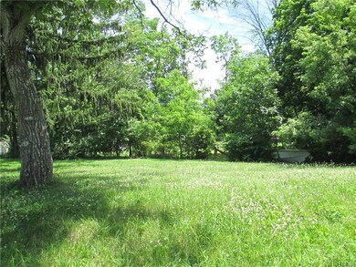 1635 Zoar Ave, Allentown, PA 18103 - photo 2