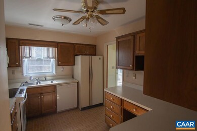 324 Brentwood Rd, Charlottesville, VA 22901 - photo 2