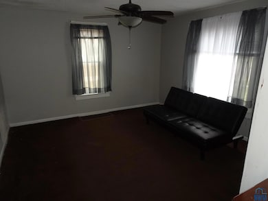 818 11th St, Sheldon, IA 51201 - photo 2