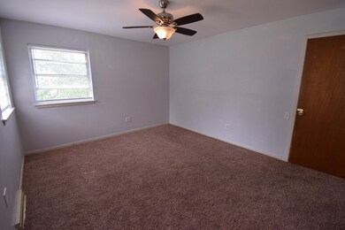 bedroom.1