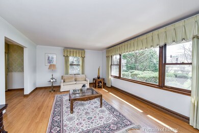 227 E Farnham Ln, Wheaton, IL 60189 - photo 5