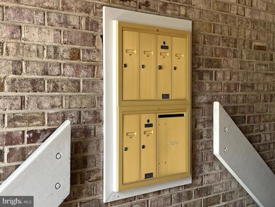 5031 Green Mountain Cir unit 3, Columbia, MD 21044 - photo 6