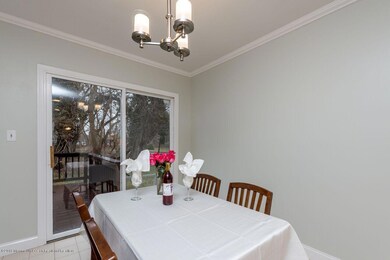 850_1749_preview dining