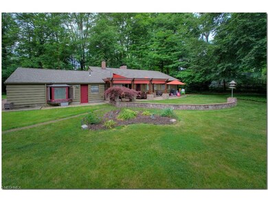 Enjoy country living in the heart of the city!  Wa