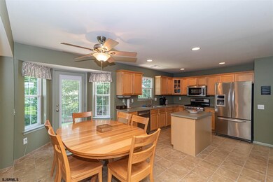21 Clover Hill Cir, Egg Harbor Township, NJ 08234 - photo 6