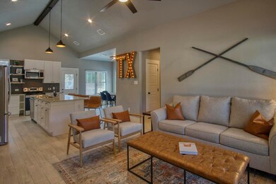 1112 Green Hill Dr, Canyon Lake, TX 78133 - photo 3