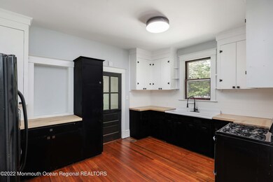 15 Memorial Pkwy unit Lower unit, Atlantic Highlands, NJ 07716 - photo 7