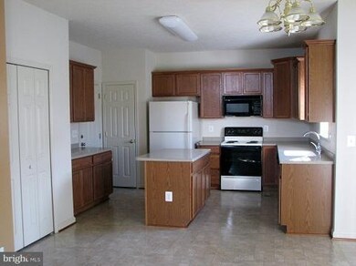 2300 Bluebird Ln, Locust Grove, VA 22508 - photo 6