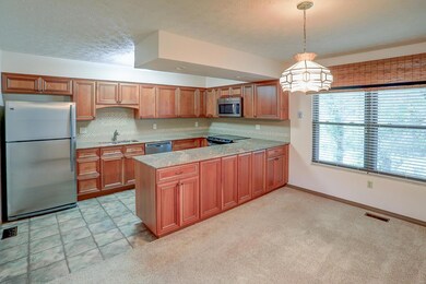 818 Westwood Dr, Maryville, IL 62062 - photo 6