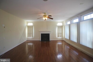15513 Glastonbury Way, Upper Marlboro, MD 20774 - photo 3