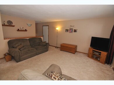 941 Foxfield Rd, Oregon, WI 53575 - photo 5