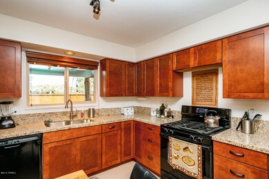 4635 E San Carlos Place South  AZ-10