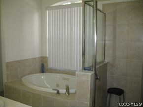 Master Tub
