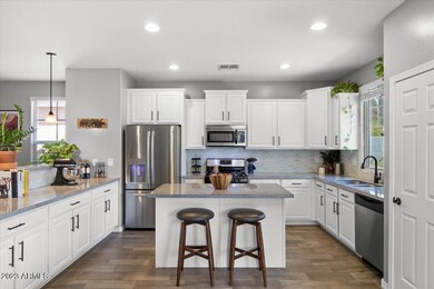 06-Kitchen