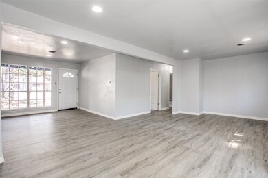 1149 Jerry Ln, Bedford, TX 76022 - photo 4