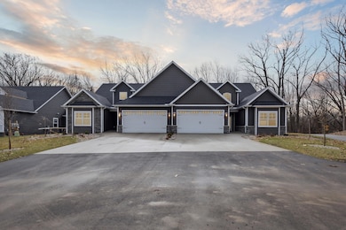02-1140-Lochaven-Circle-10B-Hillsdale-MI