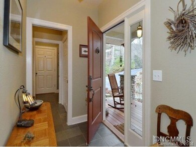 Foyer Entry-Hdwd Floor